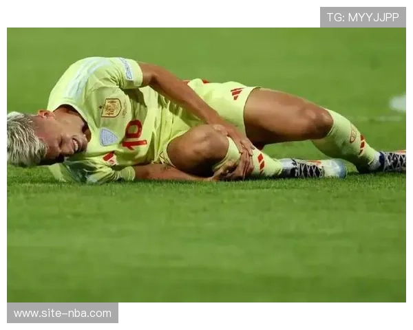 奥尔莫制胜球后伤退：巴萨攻击线深度与球员健康管理成争冠变量。