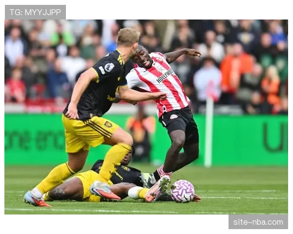 曼联vs布伦特福德：B费助攻卡塞米罗扳平比分